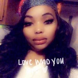 Meet your Posher, Tina